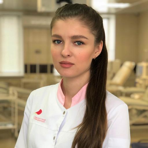 Мусина Елена Олеговна, старшая медсестра, стаж 7 лет